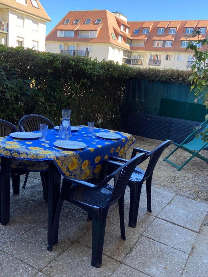 2 Pieces Avec Jardin ! Daire Villers-sur-Mer Dış mekan fotoğraf